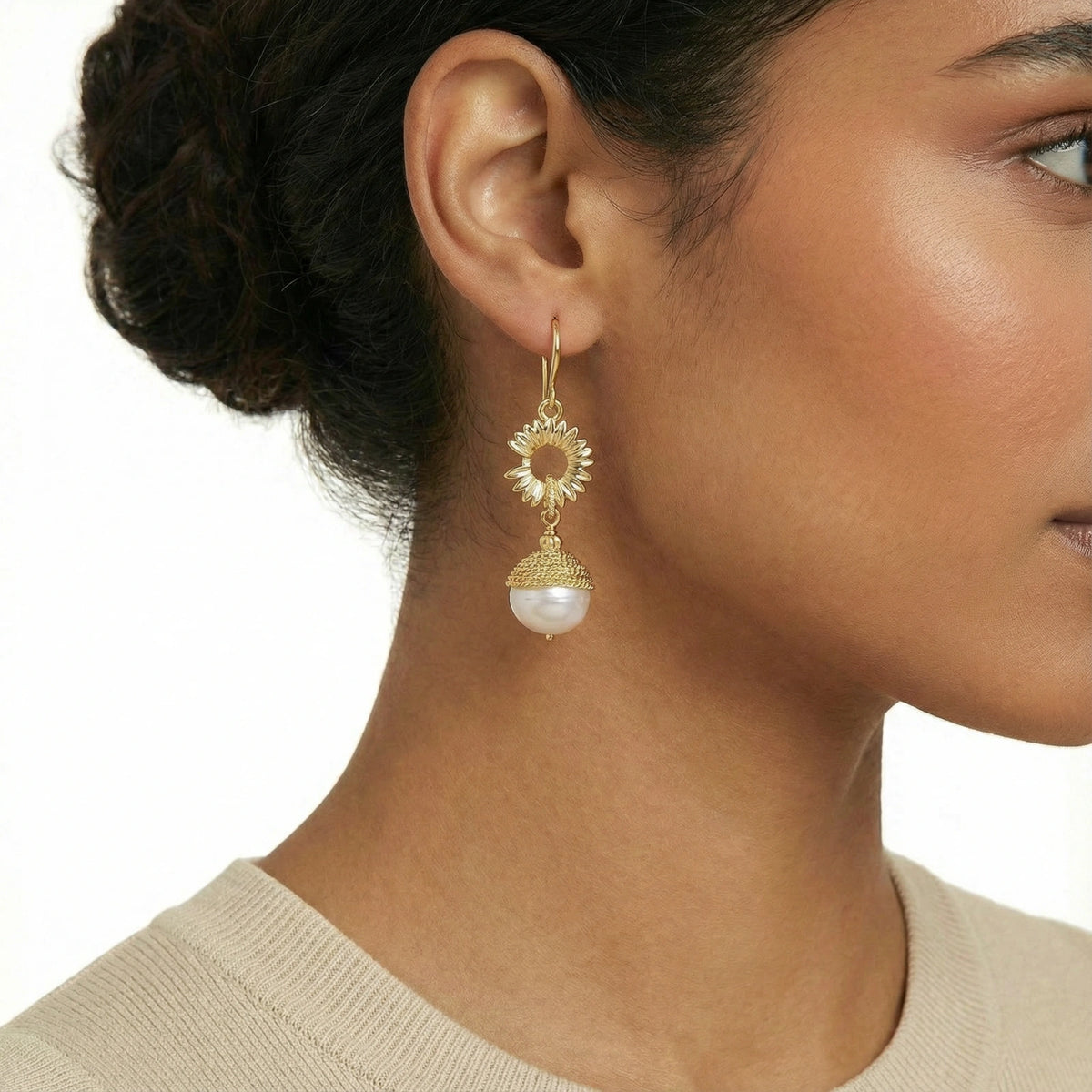 Ysolara Studs