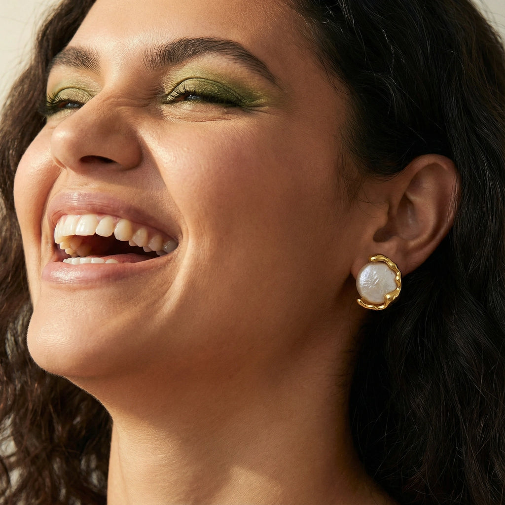 Azmira Studs