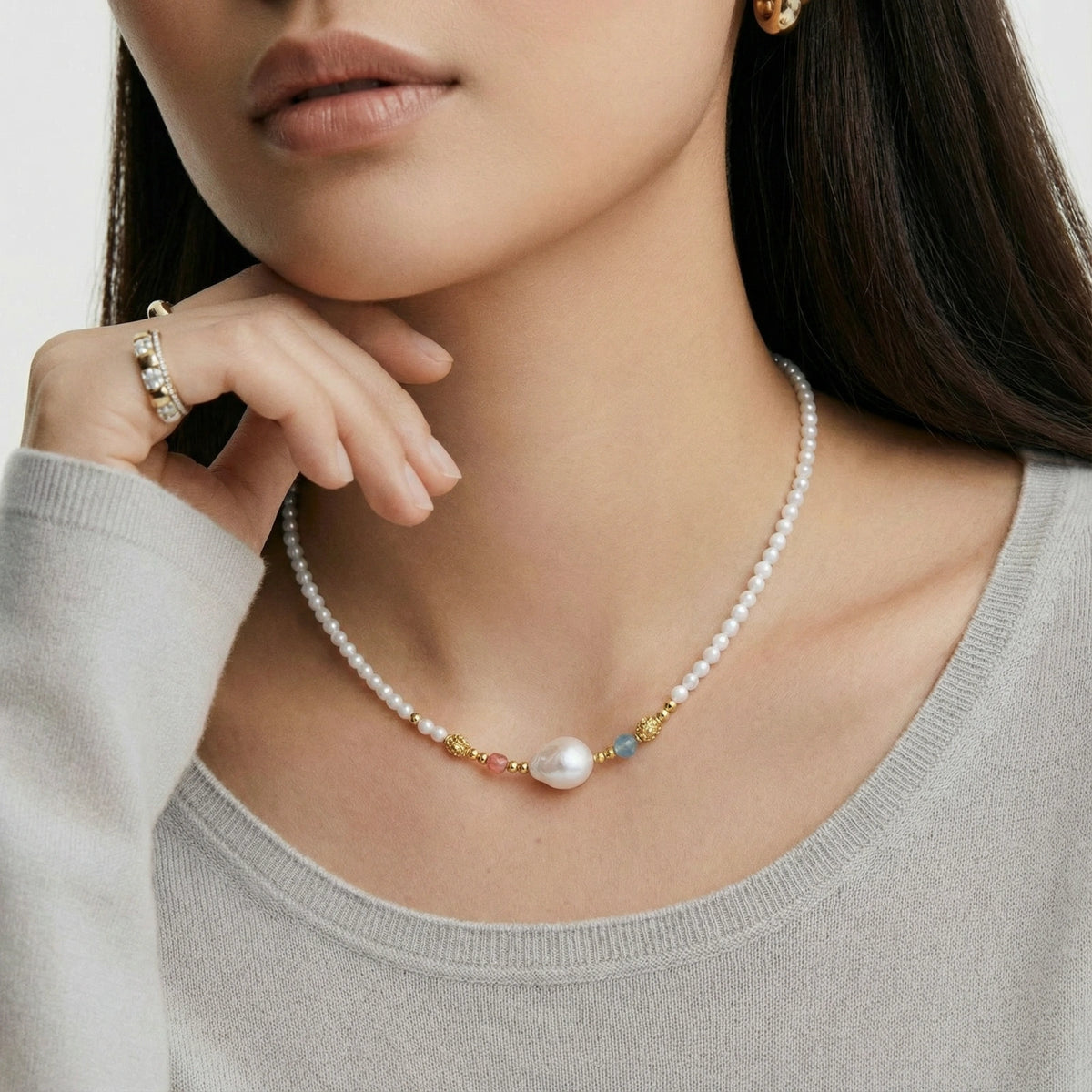 Phaevella Necklace