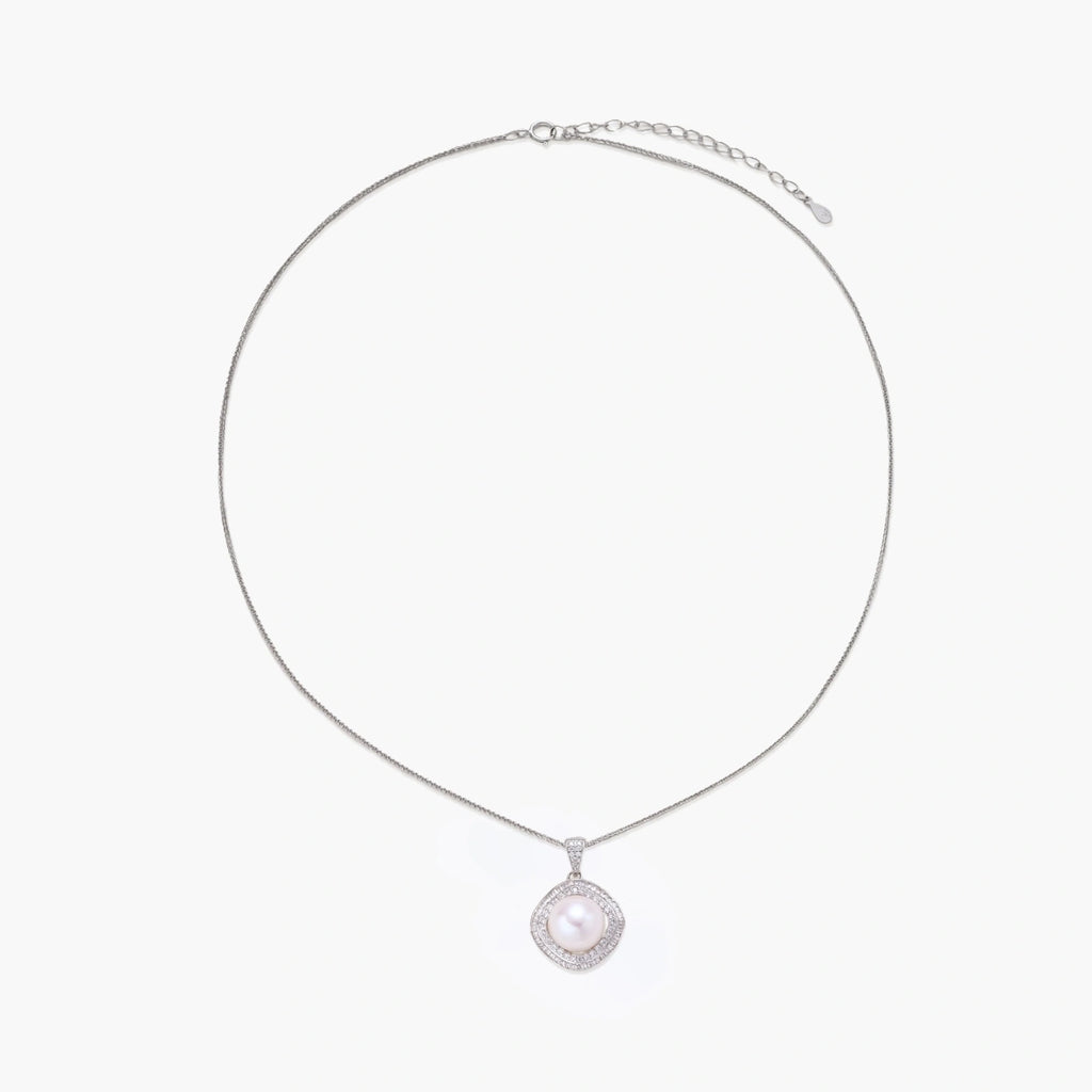 Qeloria Choker