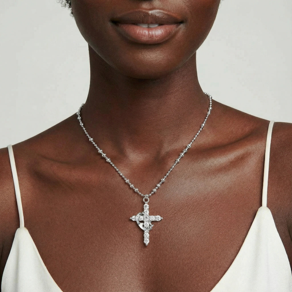 Divina Necklace