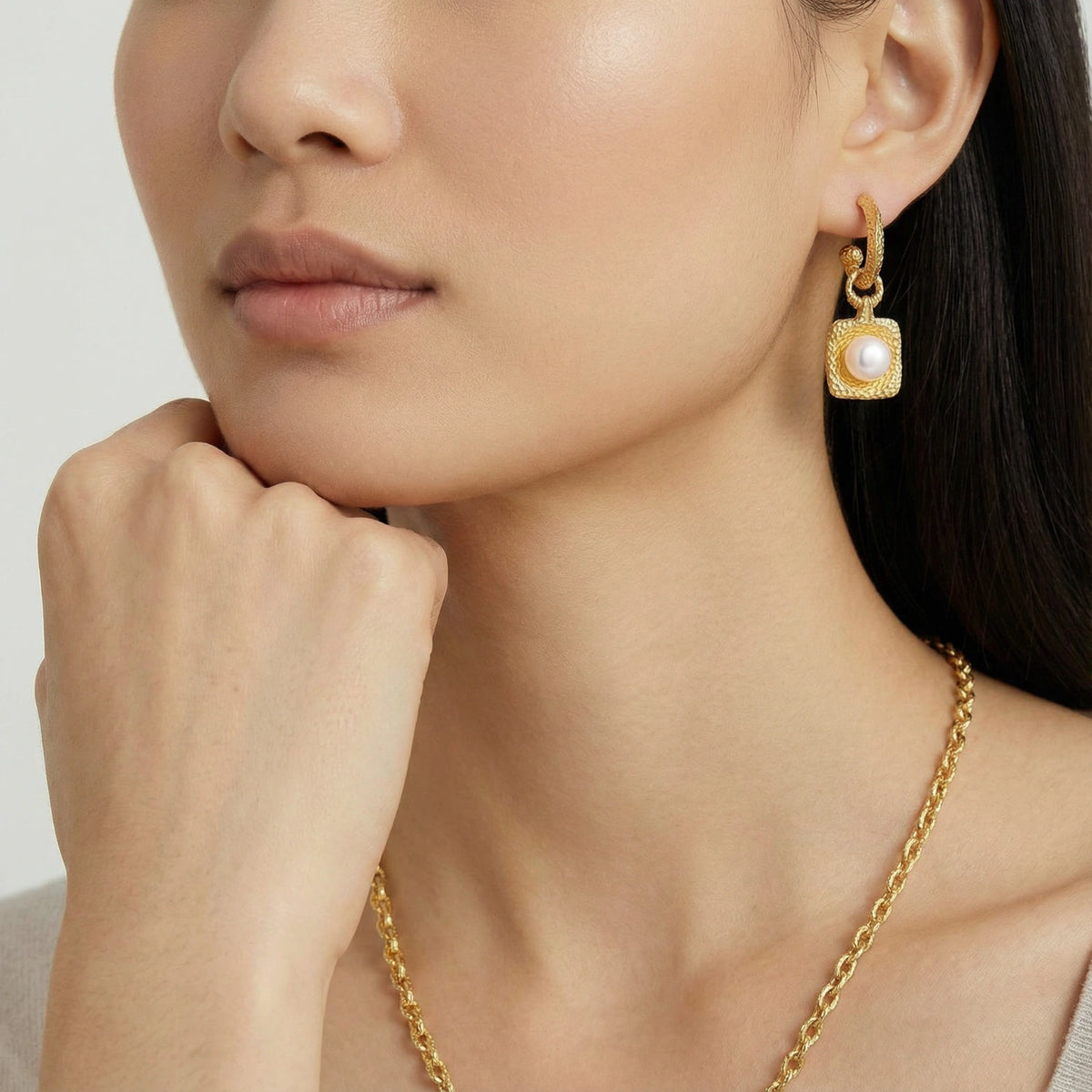 Solivara Studs