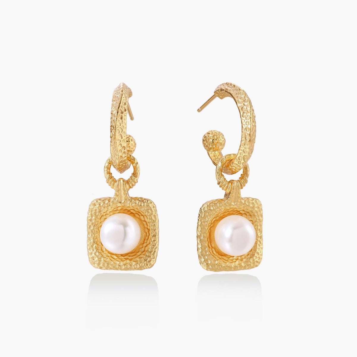Solivara Studs