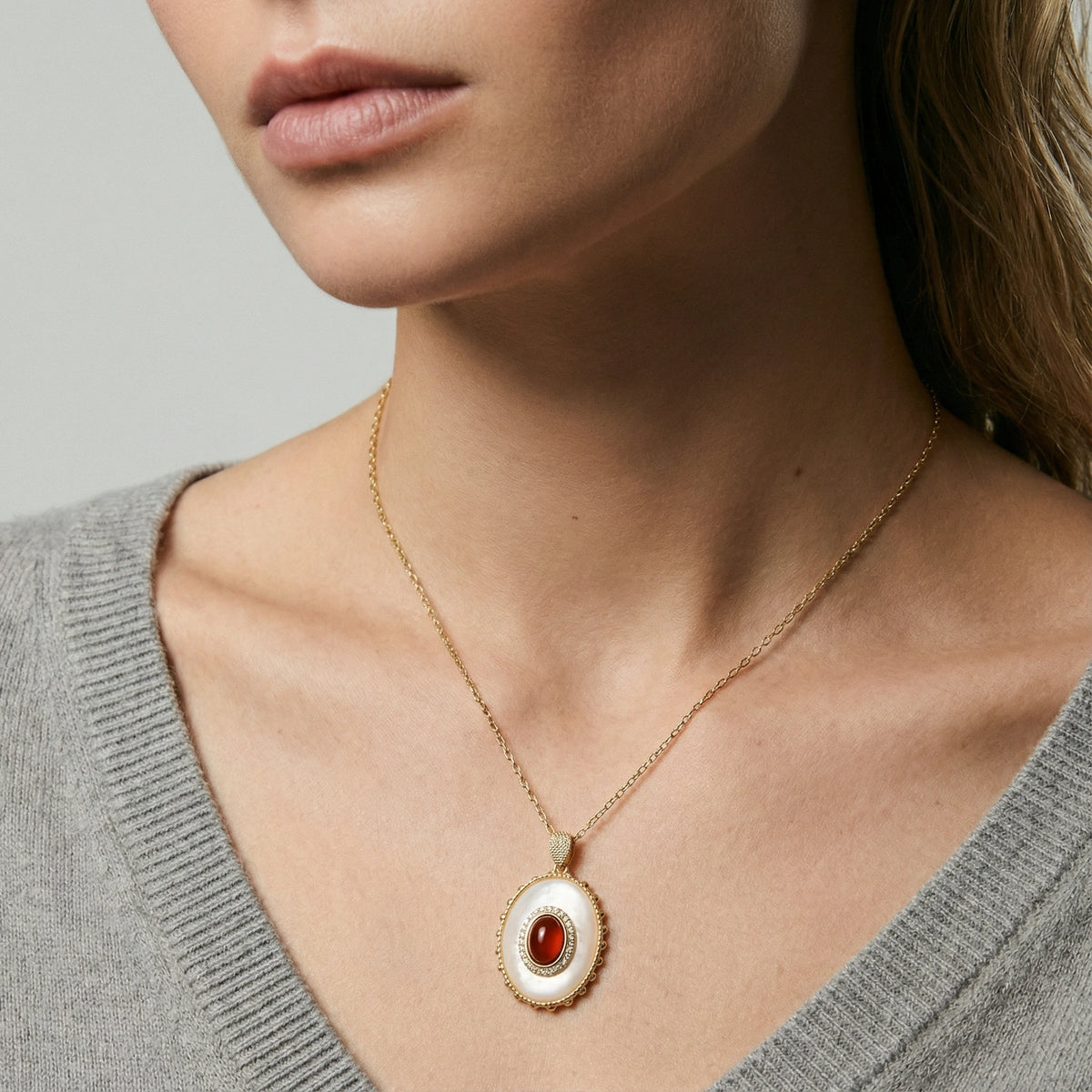 Chloerette Pendant