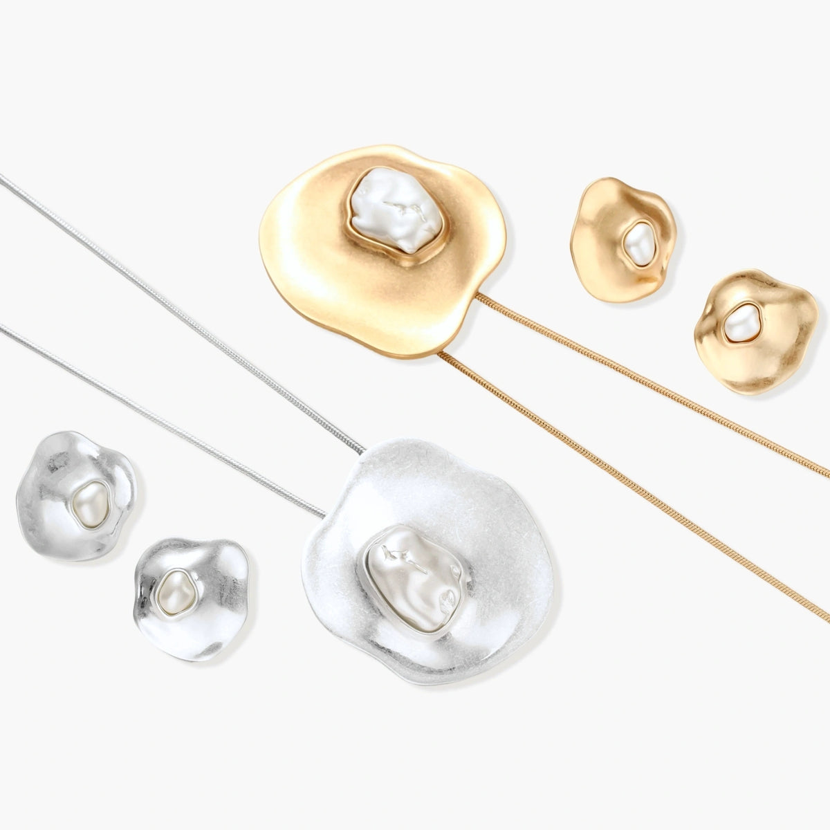 Aquarelle Set by Diar Collections