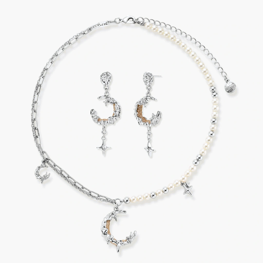 Chandra Set by Diar Collections