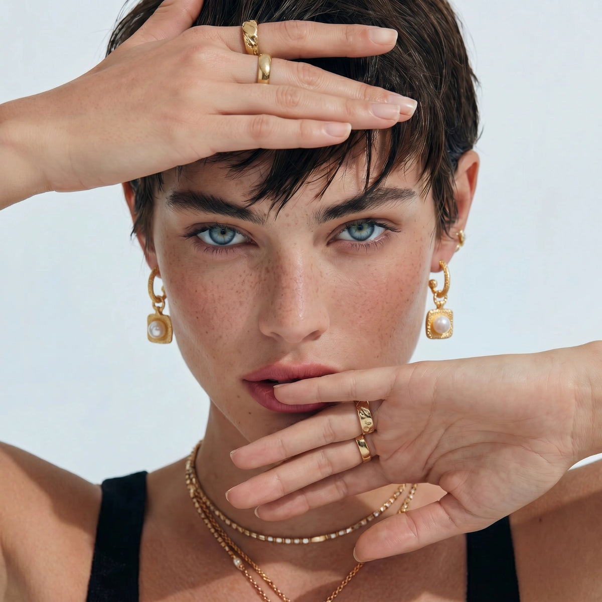 Solivara Studs