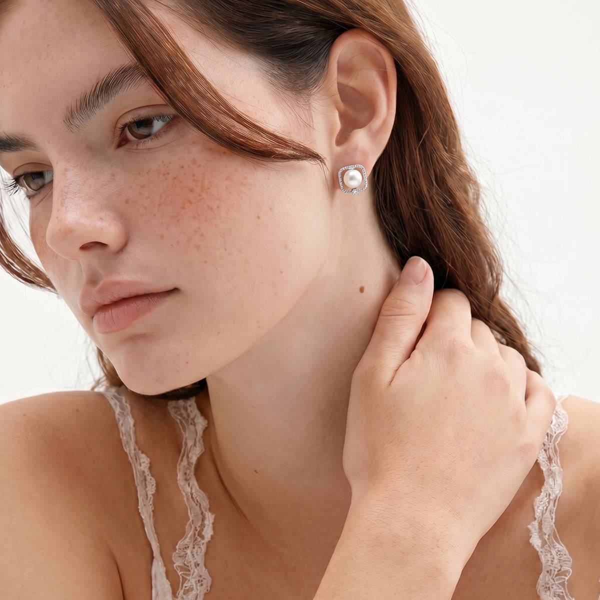Avyelle Studs