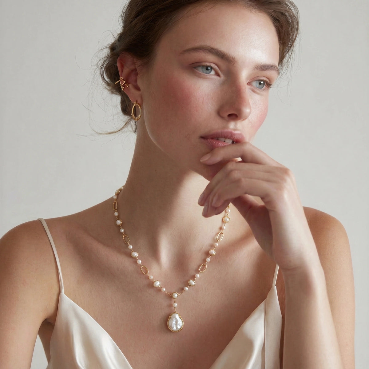 Xielo Necklace